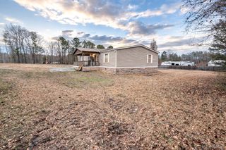 110 Melissa Robyn Road, Deatsville, AL 36022