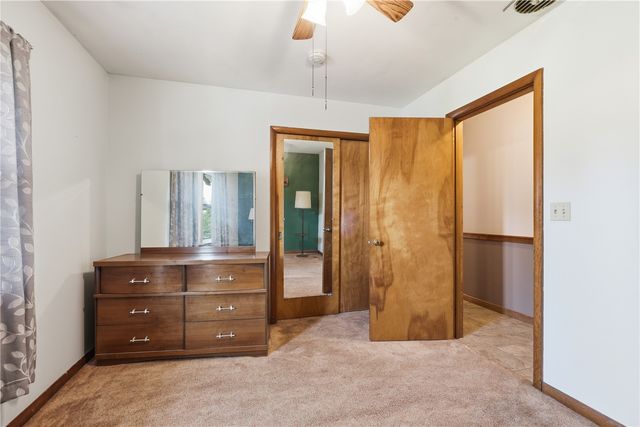 1606 Maplewood Drive NE, Cedar Rapids, IA 52402