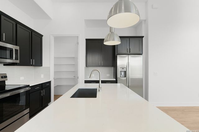 3523 N Loop 1604 E Unit 2304, San Antonio, TX 78247