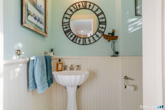 29 Old Saugatuck Road, Norwalk, CT 06855