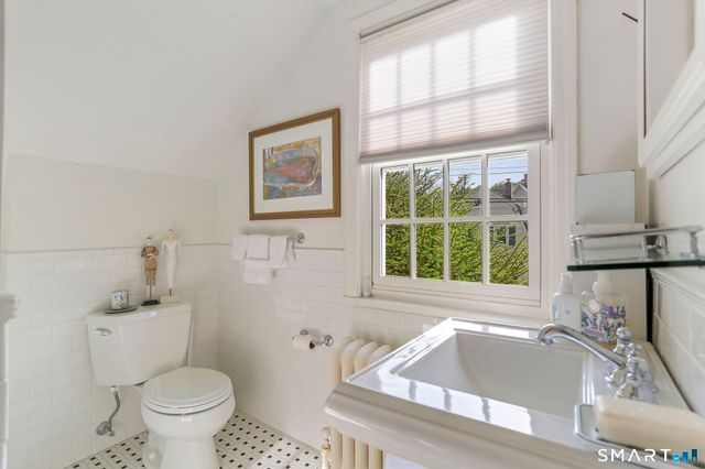 29 Old Saugatuck Road, Norwalk, CT 06855