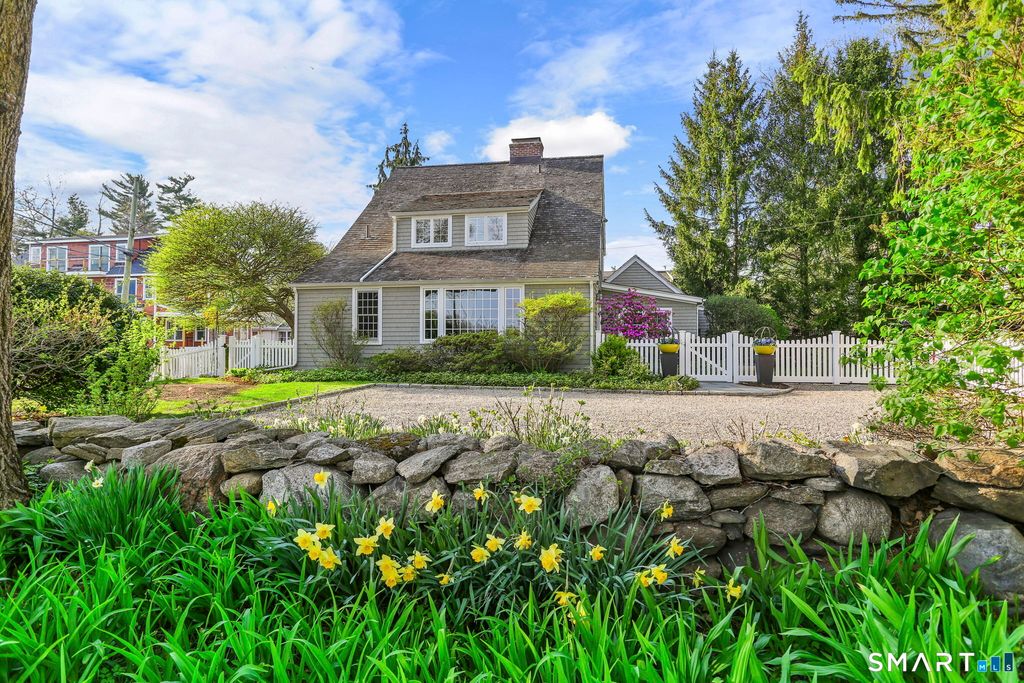 29 Old Saugatuck Road, Norwalk, CT 06855