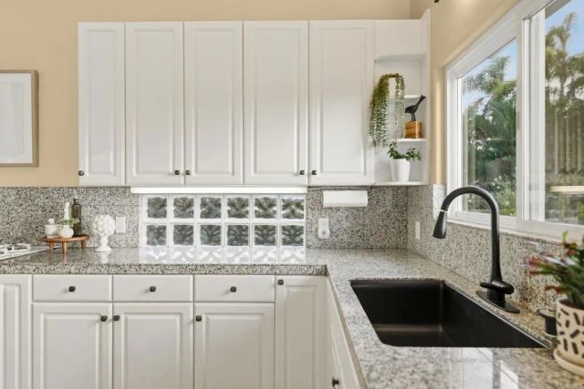 398 Andrew Avenue, Encinitas, CA 92024