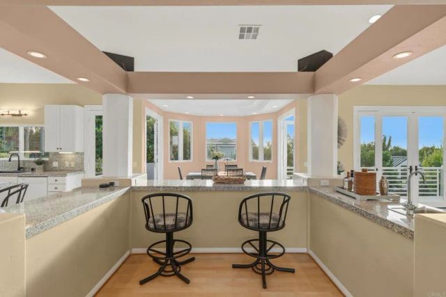 398 Andrew Avenue, Encinitas, CA 92024