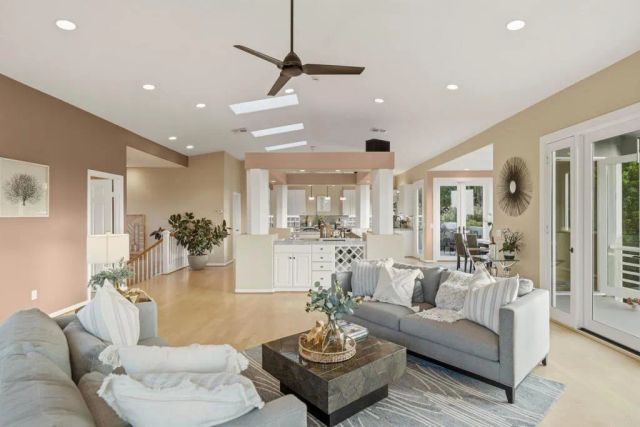 398 Andrew Avenue, Encinitas, CA 92024