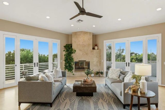 398 Andrew Avenue, Encinitas, CA 92024
