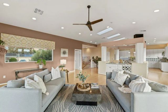 398 Andrew Avenue, Encinitas, CA 92024