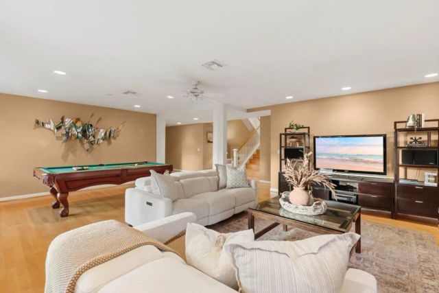 398 Andrew Avenue, Encinitas, CA 92024