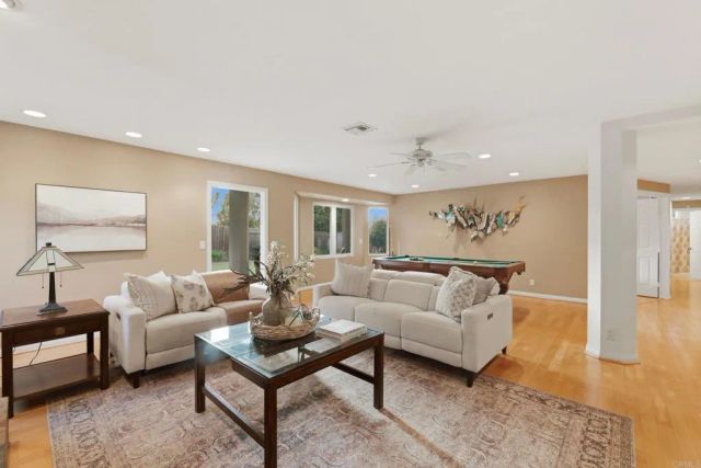 398 Andrew Avenue, Encinitas, CA 92024
