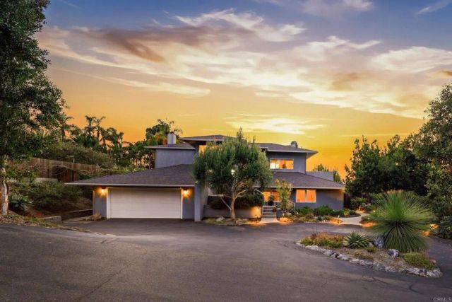 398 Andrew Avenue, Encinitas, CA 92024