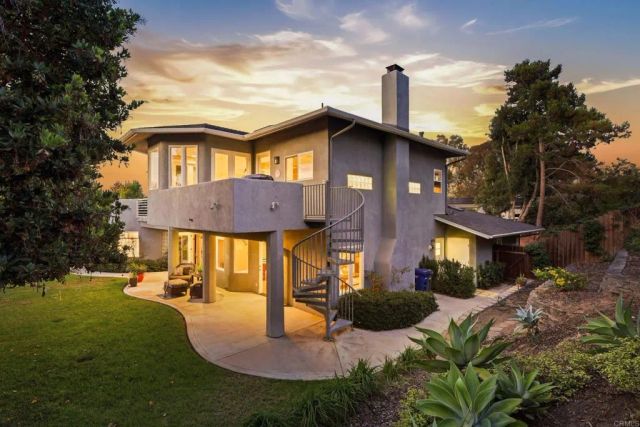 398 Andrew Avenue, Encinitas, CA 92024