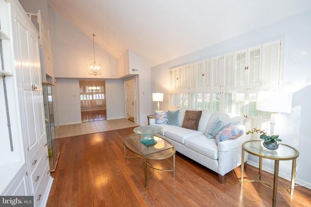41 NATHAN CT, Newtown, PA 18940