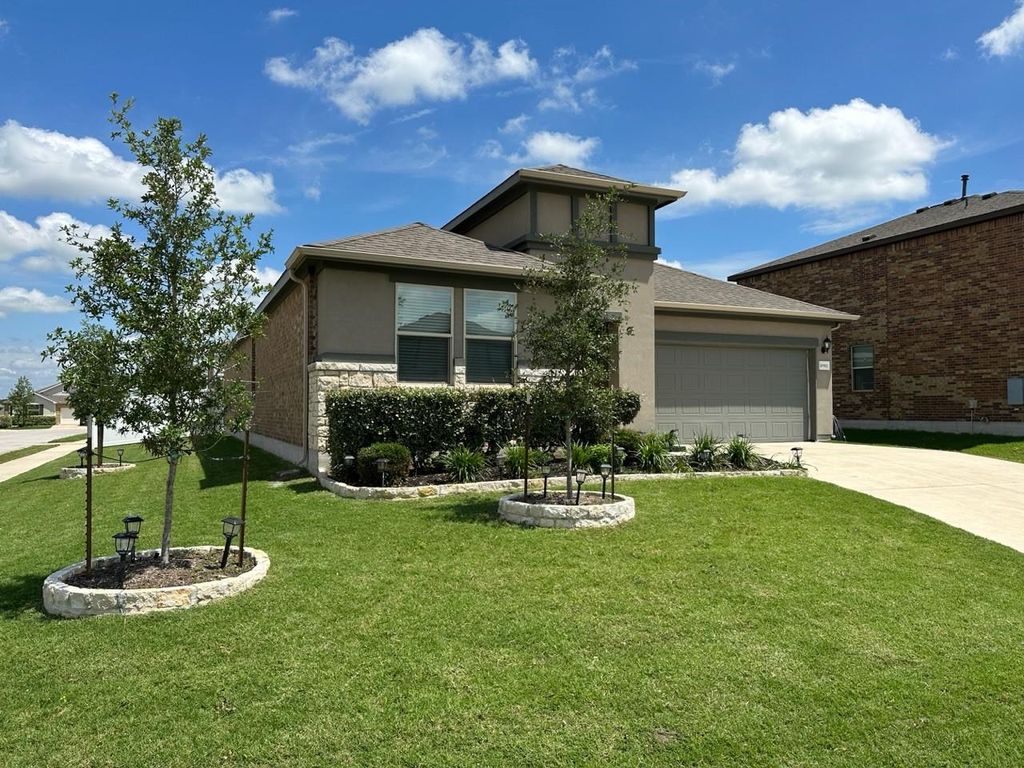 10901 Mickelson DR, Austin, TX 78747