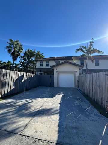 11581 SW 244th St 11581, Homestead, FL 33032