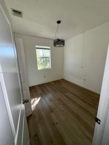 11581 SW 244th St 11581, Homestead, FL 33032