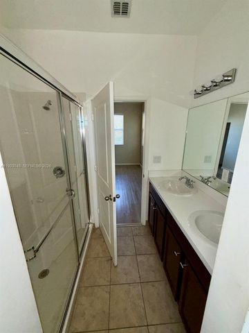 11581 SW 244th St 11581, Homestead, FL 33032