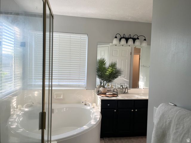 1317 E KNOLLWOOD DR, Sandy, UT 84092