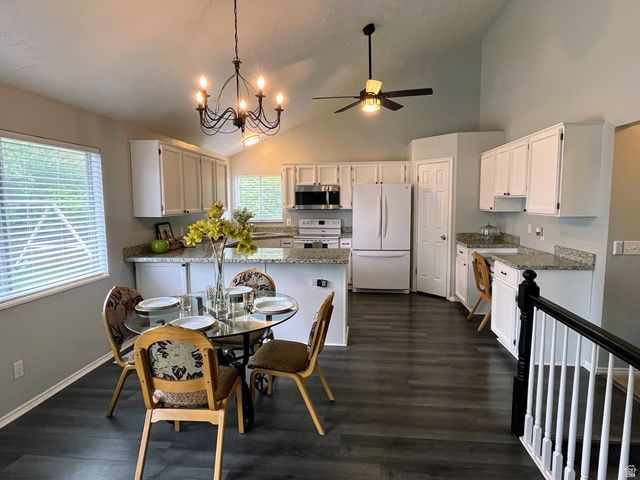 1317 E KNOLLWOOD DR, Sandy, UT 84092