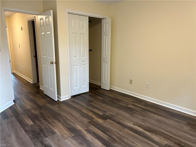 105 Knoll CRST, Yorktown, VA 23692