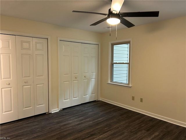 105 Knoll CRST, Yorktown, VA 23692