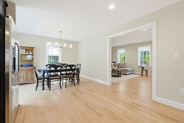230 Old Center St, Middleboro, MA 02346