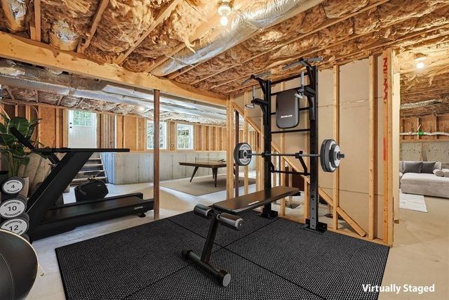 230 Old Center St, Middleboro, MA 02346