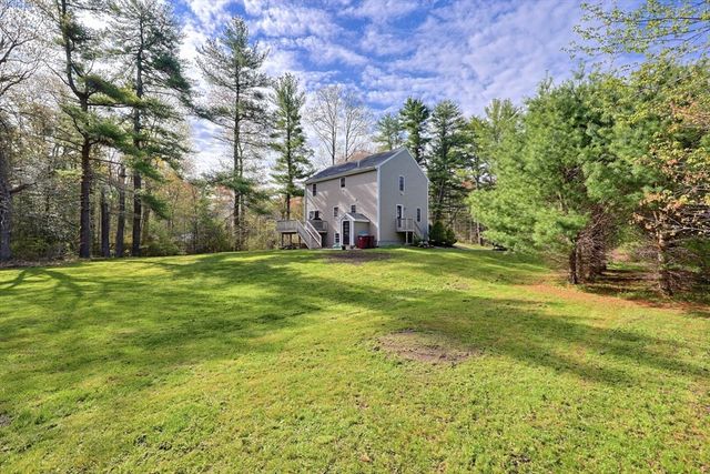 230 Old Center St, Middleboro, MA 02346