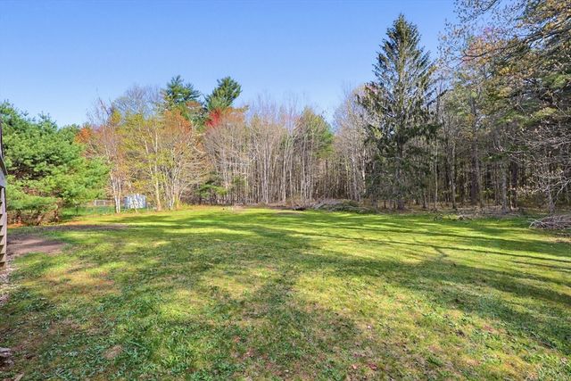 230 Old Center St, Middleboro, MA 02346