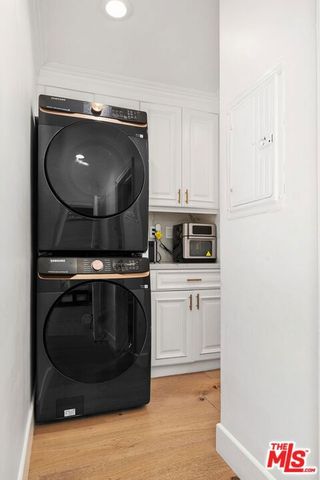 2120 San Ysidro Drive, Beverly Hills, CA 90210