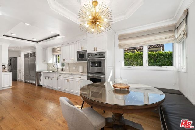 2120 San Ysidro Drive, Beverly Hills, CA 90210