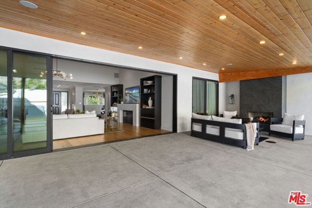 2120 San Ysidro Drive, Beverly Hills, CA 90210