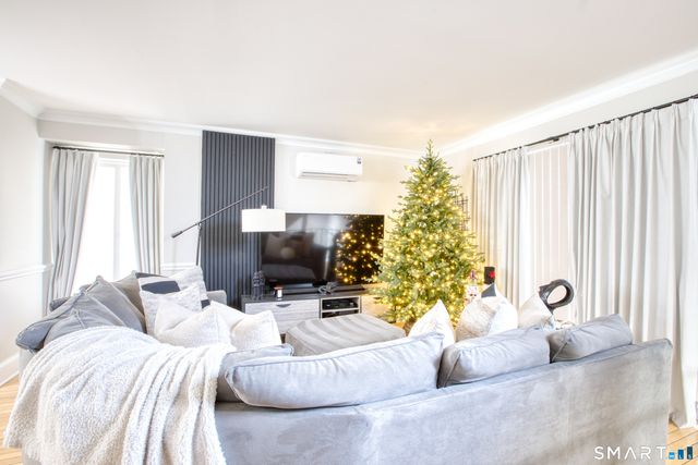 60 Lawn Avenue APT 20, Stamford, CT 06902