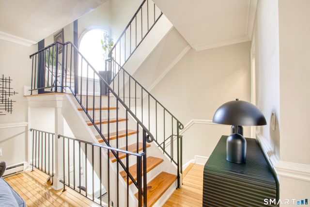 60 Lawn Avenue APT 20, Stamford, CT 06902