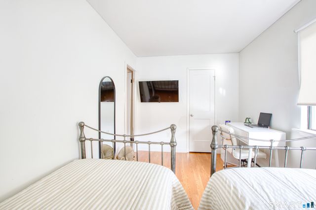 60 Lawn Avenue APT 20, Stamford, CT 06902