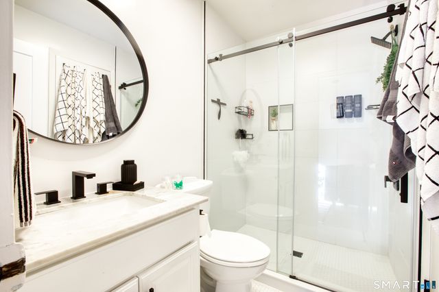 60 Lawn Avenue APT 20, Stamford, CT 06902