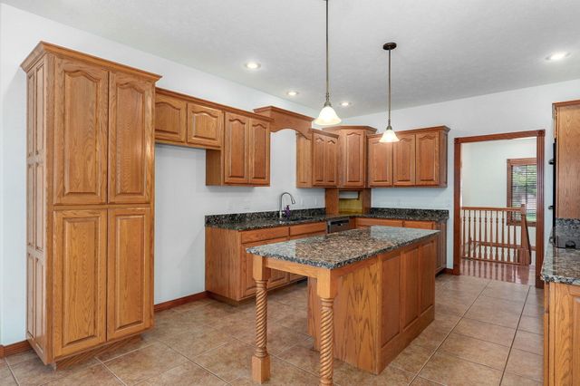 4520 English Ivy Avenue, Springfield, MO 65804