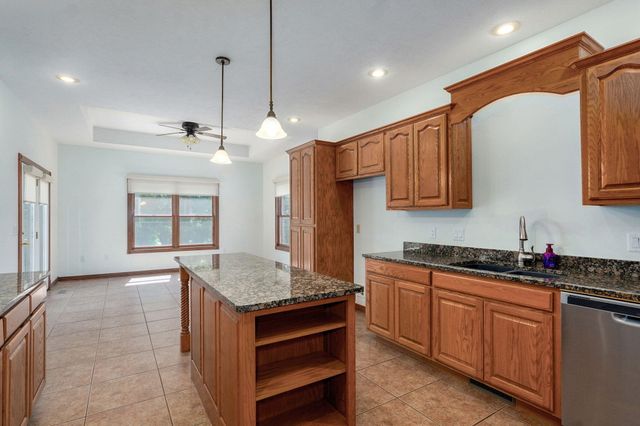 4520 English Ivy Avenue, Springfield, MO 65804