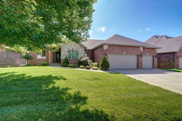 4520 English Ivy Avenue, Springfield, MO 65804