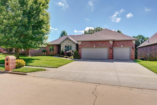 4520 English Ivy Avenue, Springfield, MO 65804