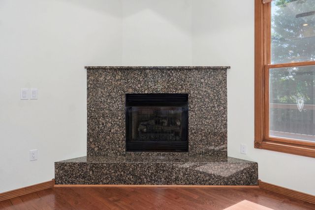 4520 English Ivy Avenue, Springfield, MO 65804