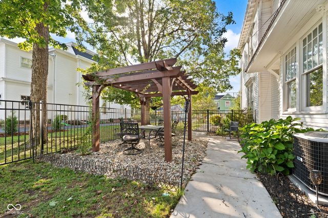 524 N Capitol Avenue, Corydon, IN 47112