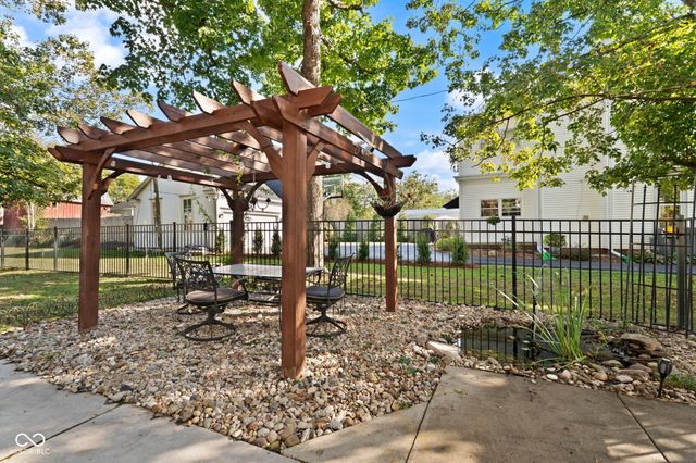 524 N Capitol Avenue, Corydon, IN 47112