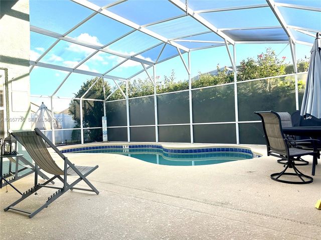 307 Fox Loop, Davenport, FL 33837