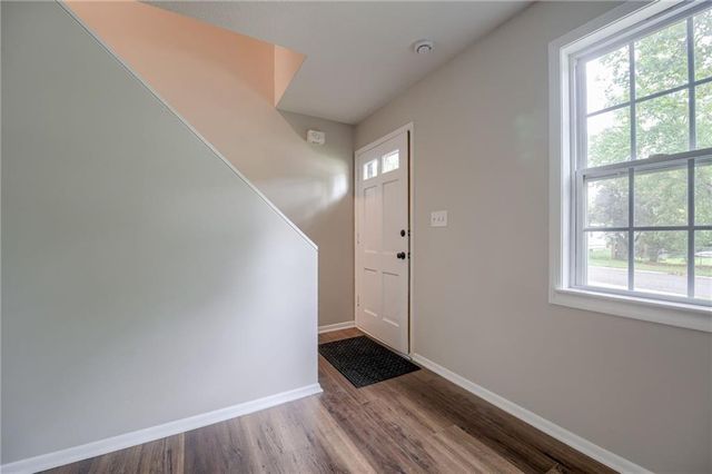 8304 Hemlock Street, Overland Park, KS 66212