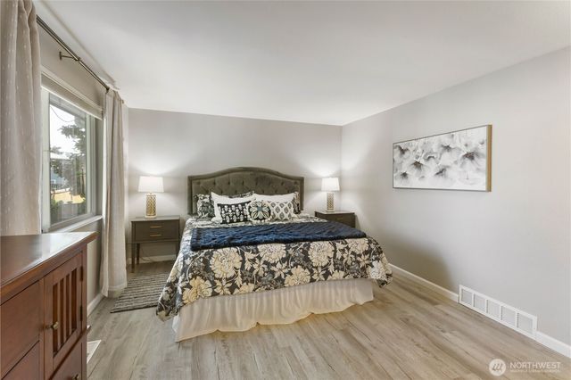 27836 129th Place SE, Kent, WA 98030