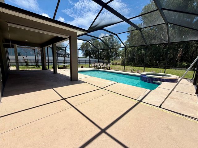 10531 MISTFLOWER LANE, Tampa, FL 33647