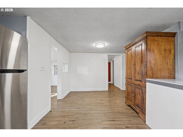 2620 G St 2, Springfield, OR 97477