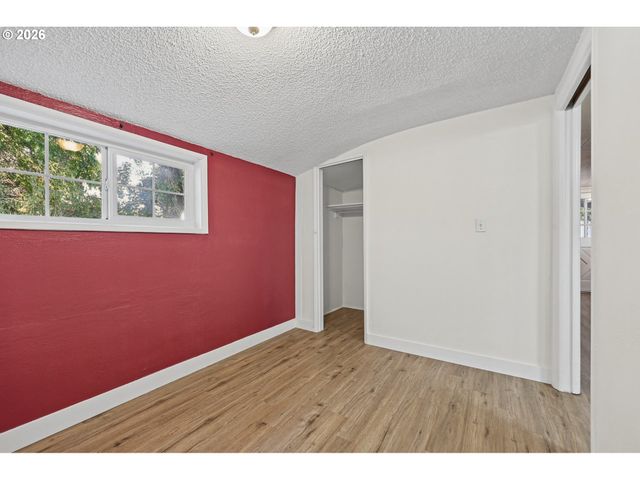 2620 G St 2, Springfield, OR 97477