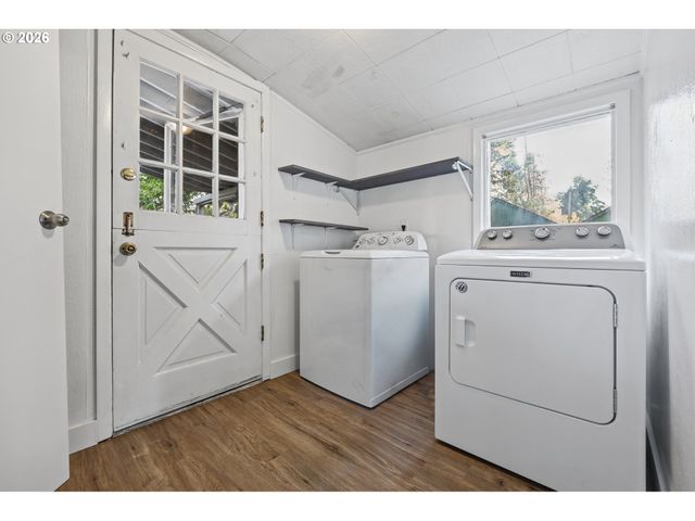 2620 G St 2, Springfield, OR 97477