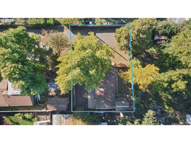 2620 G St 2, Springfield, OR 97477
